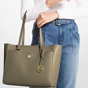 Michael Kors Maisie Large Pebbled Leather 3-in-1 Tote Bag